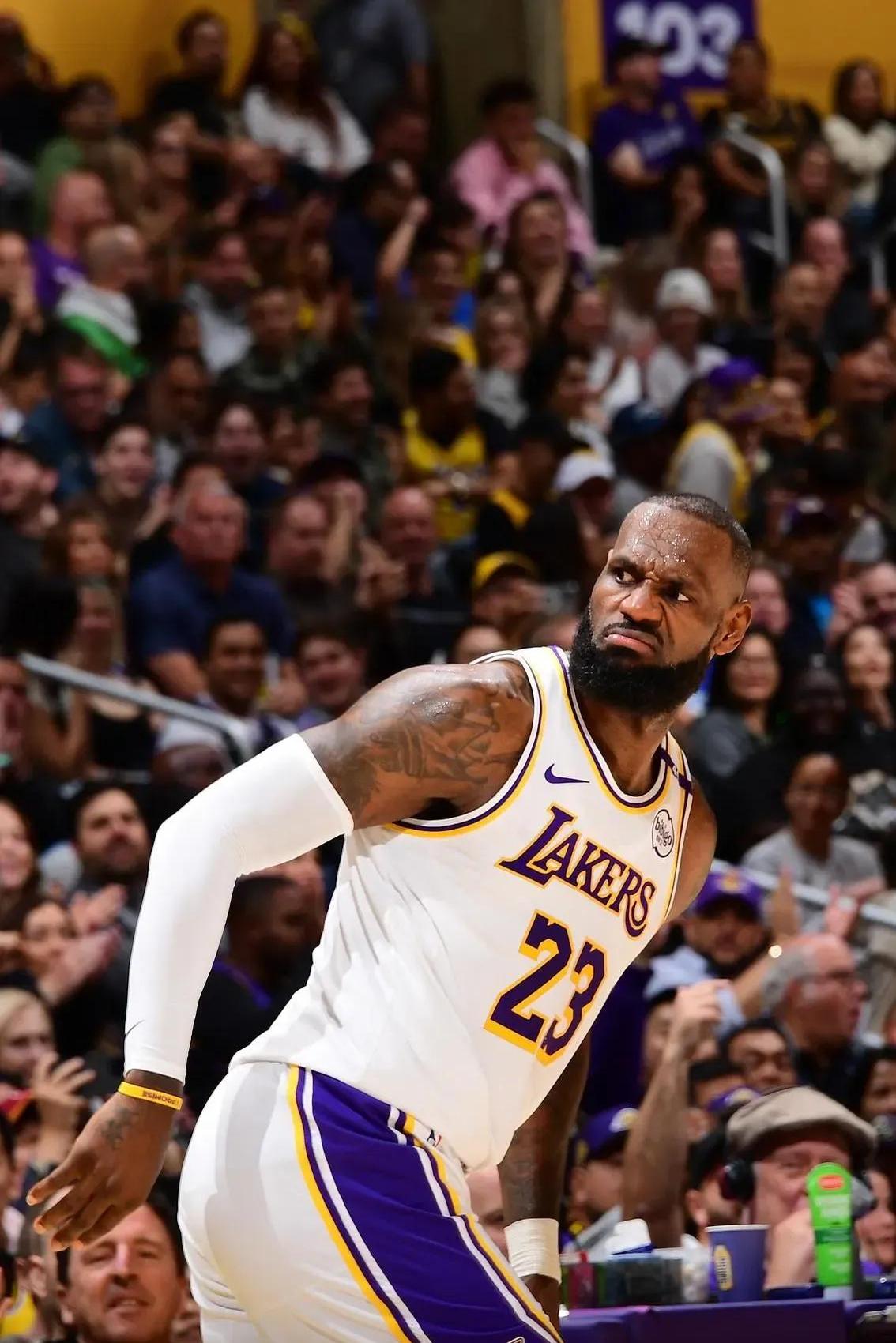 Yabo Sports-领先优势明显引爆全场！，德布劳内意外战胜湖人比赛高潮迭起-Yabo Sports