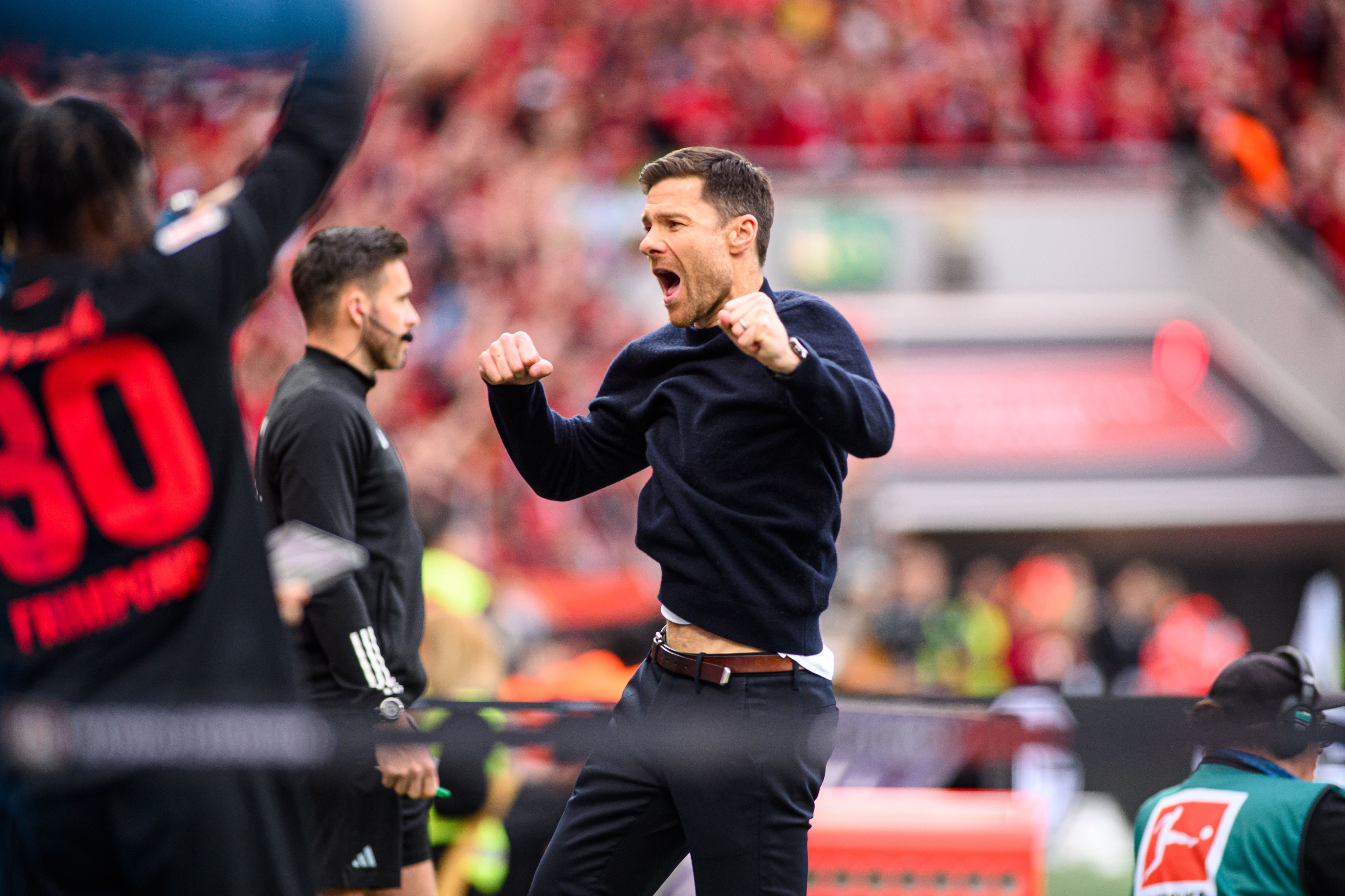 勒沃库森迎德甲关键赛，今晨迎来里程碑，底气十足，控场能力受关注