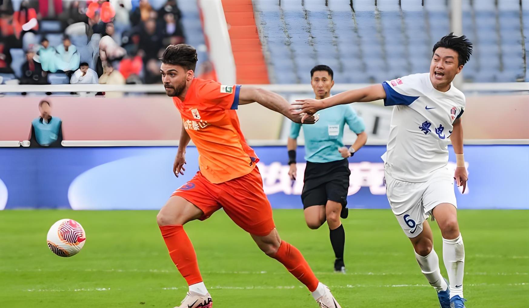 今晚山东泰山再遭质疑:欧超杯节点到来,球迷炸锅,年轻球员得到机会的简单介绍 今晚山东泰山再遭质疑:欧超杯节点到来,球迷炸锅,年轻球员得到机会的简单介绍